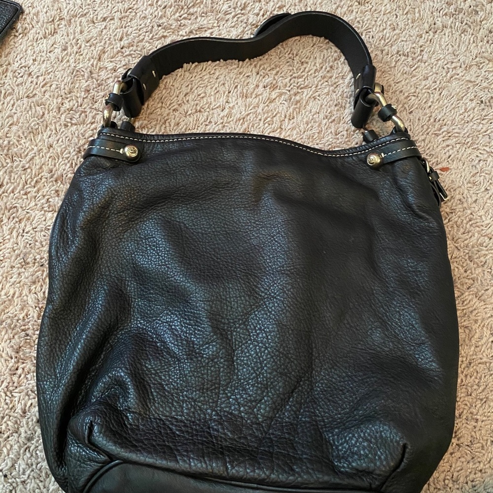 Black leather juicy purse